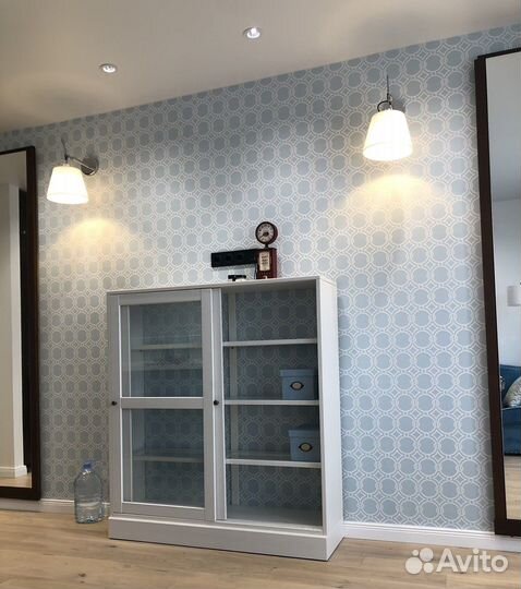 Шкаф витрина IKEA