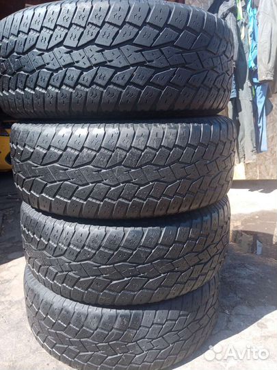 Toyo 310 275/65 R17