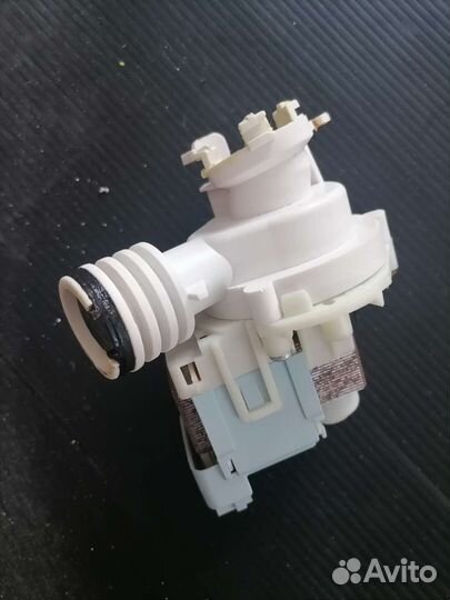 Сливной насос пмм Ariston plaset 74441