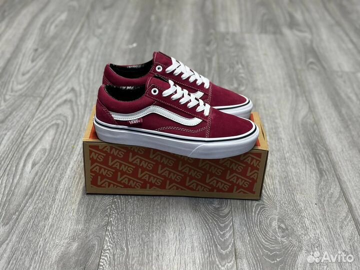 Кроссовки Vans