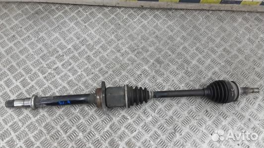 Привод передний правый toyota verso AR2 (99U04N101