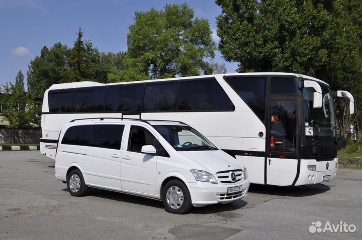 Заказ туристических автобусов от 7 до 50 мест