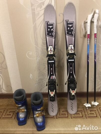 Горные лыжи, ботинки, палочки