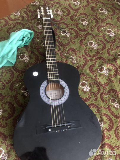 Акустическая гитара бу