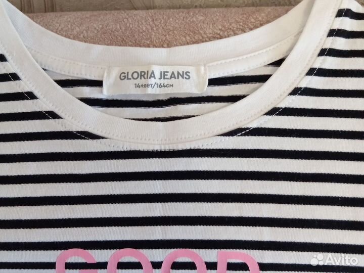 Футболка женская