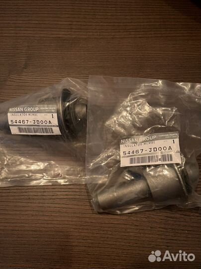 Крепеж подрамника nissan