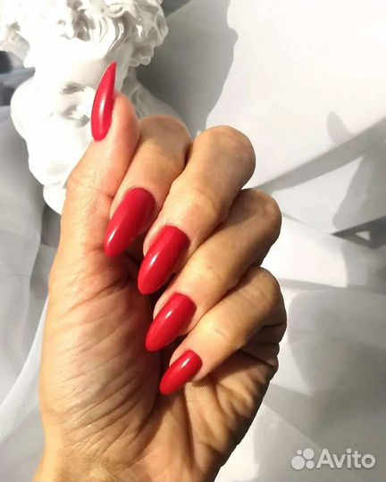 Маникюр в студии