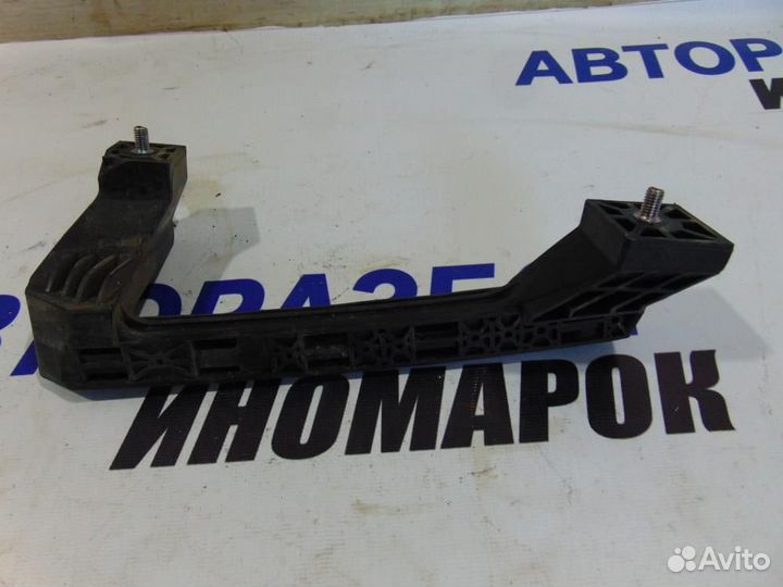 Направляющая стекла двери для Hyundai Solaris 1 2