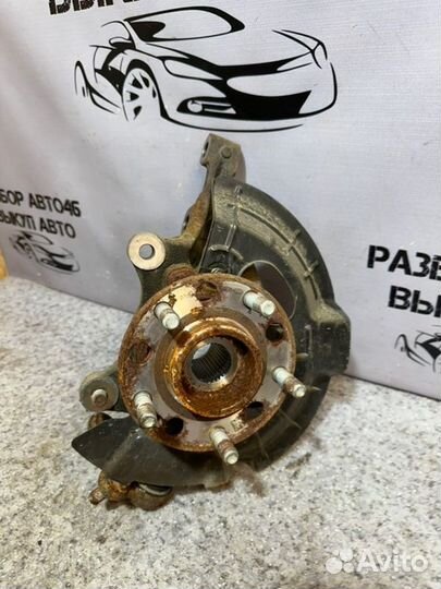 Кулак передний левый Kia K5