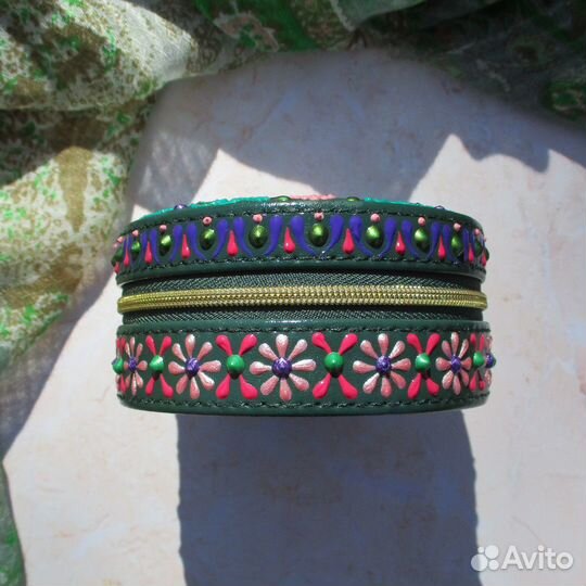 Маленькая шкатулка для украшений, ручная роспись