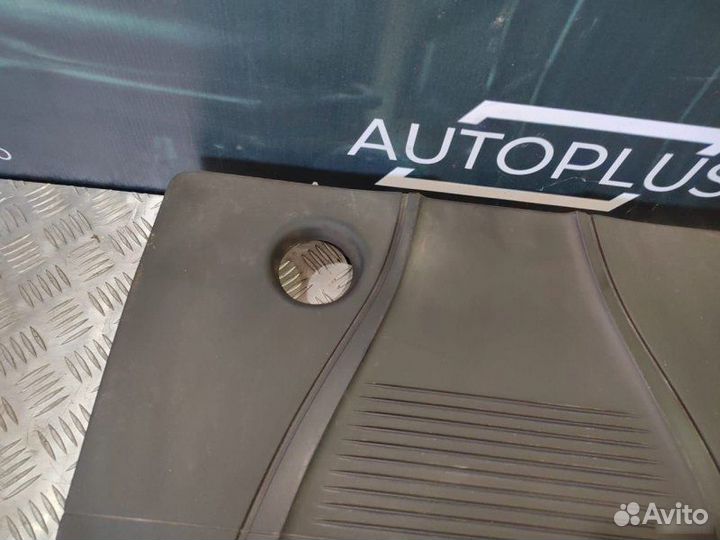 Накладка двигателя Ford Focus 2 2004-2011