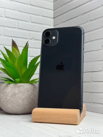 iPhone 11, 64 ГБ