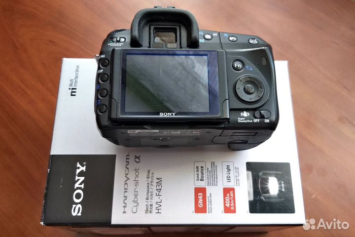 Sony Alpha 300 Body