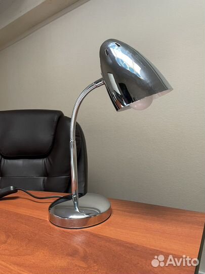 Лампа настольная inspire