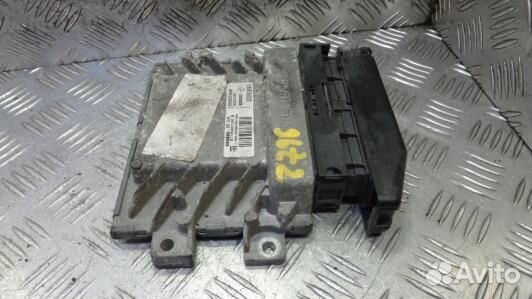 Блок управления двигателем renault scenic 1 (96Z02