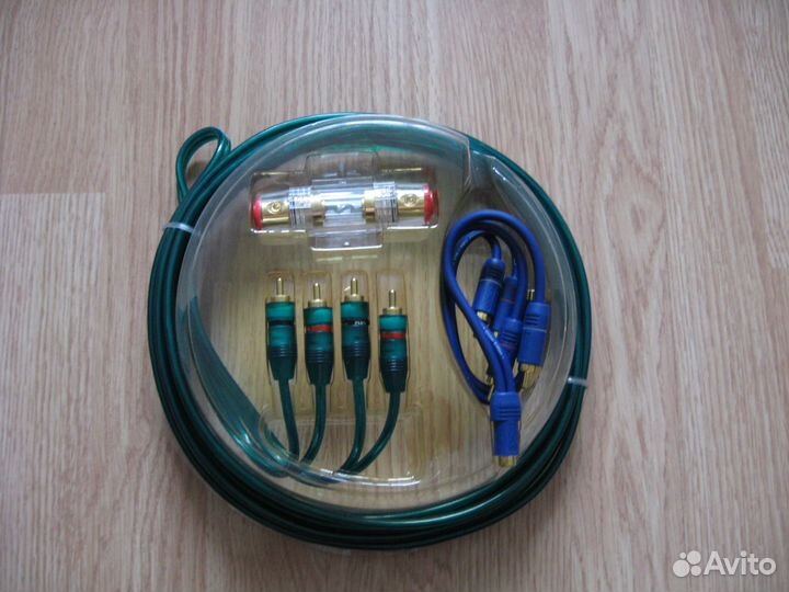 Комплект проводов для подключения усилителя