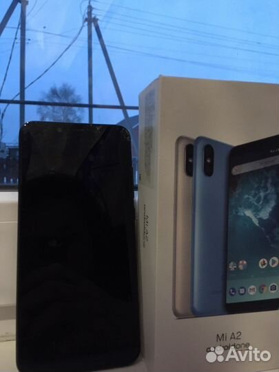 Xiaomi Mi A2, 4/64 ГБ