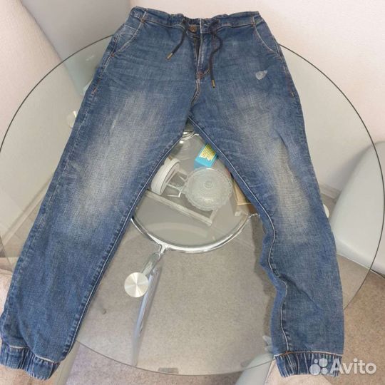 Джинсы Quiksilver