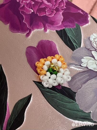 Кольца и фигурки из бисера