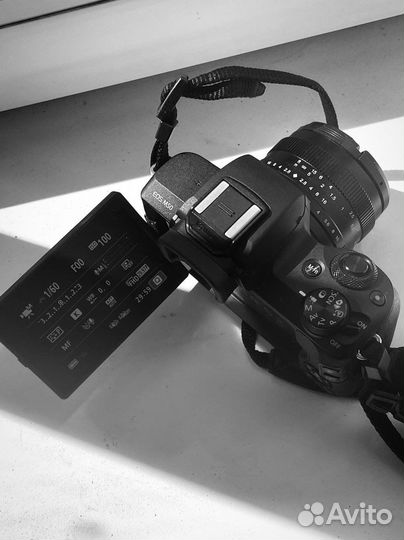 Фотоаппарат canon eos m50 Kit EF-M 15-45mm