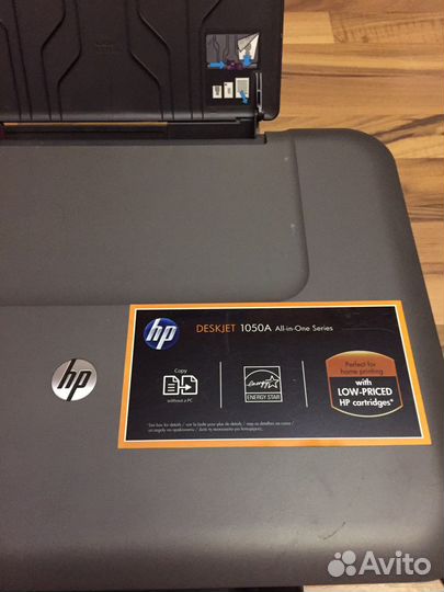 Принтер/сканер/копир HP Deskjet1050 цв печать