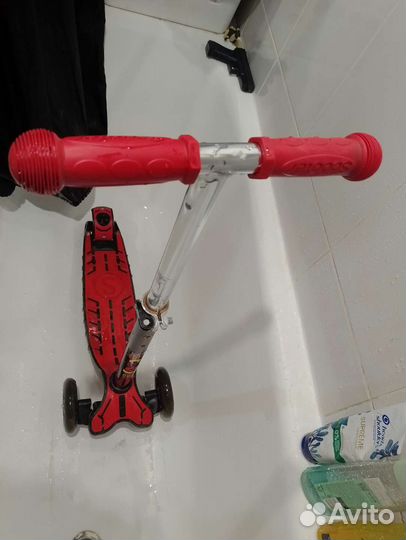 Детский самокат с подсветкой