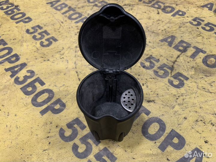 Пепельница Renault Logan