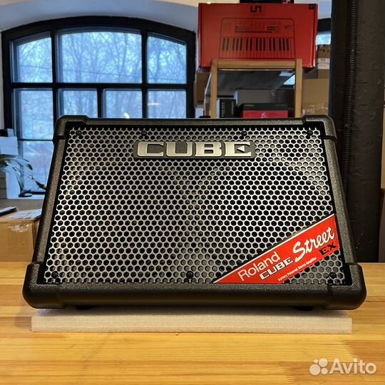 Roland Cube Street EX
