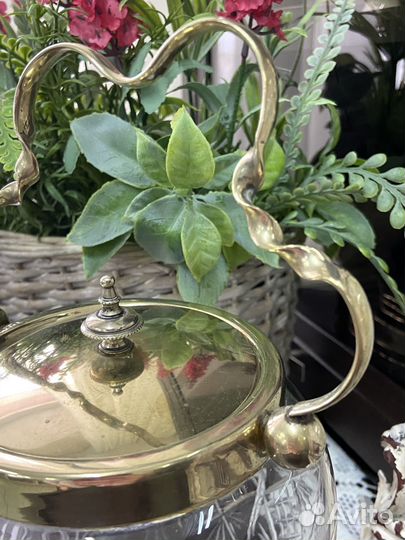 Бисквитница хрустальная