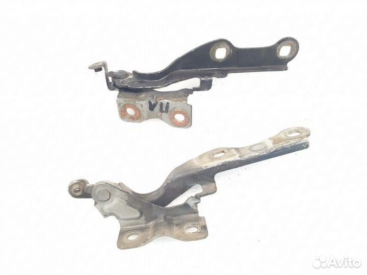 Петля капота Chevrolet Cruze 2013