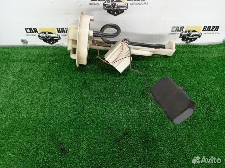 Датчик уровня топлива Renault Laguna