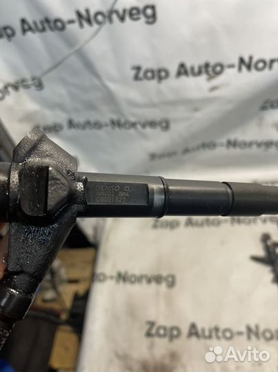 Форсунка топливная nissan x-trail t30 2.2 дизель