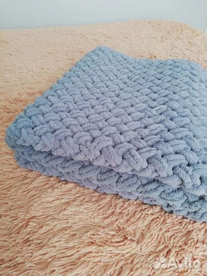 Шапки,балаклавы,Пледы ручной работы, кофты