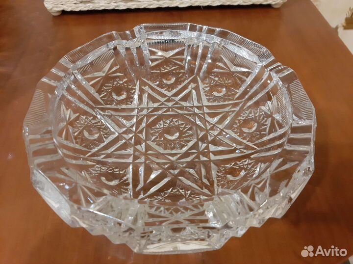 Хрустальная пепельница