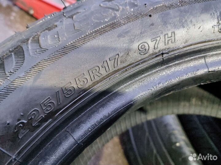 Bridgestone Blizzak LM-001 225/65 R17 97H