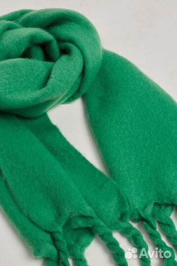 Женский теплый палантин