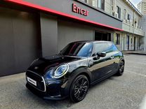 MINI Cooper 1.5 AMT, 2023, 1 060 км, с пробегом, цена 4 400 000 руб.