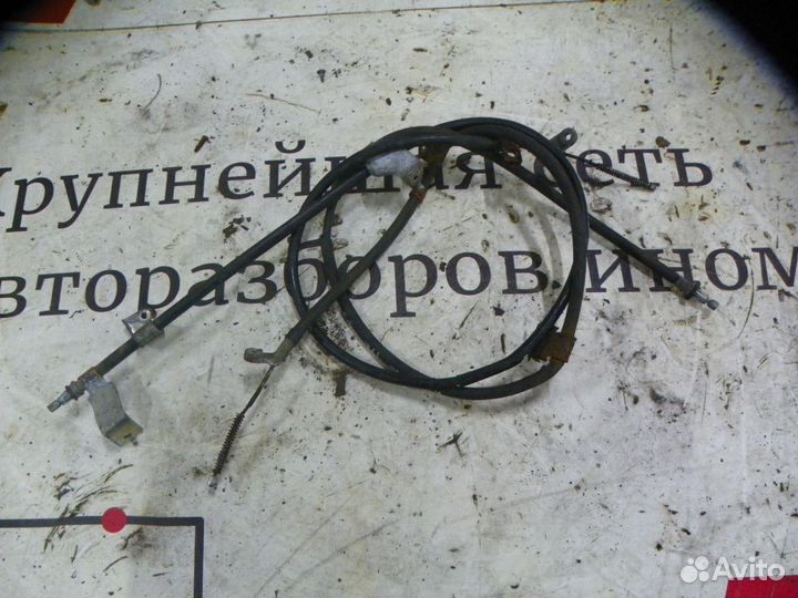 Трос ручника Nissan Qashqai+2