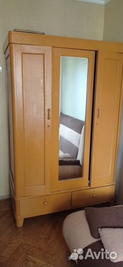 Продам шкаф
