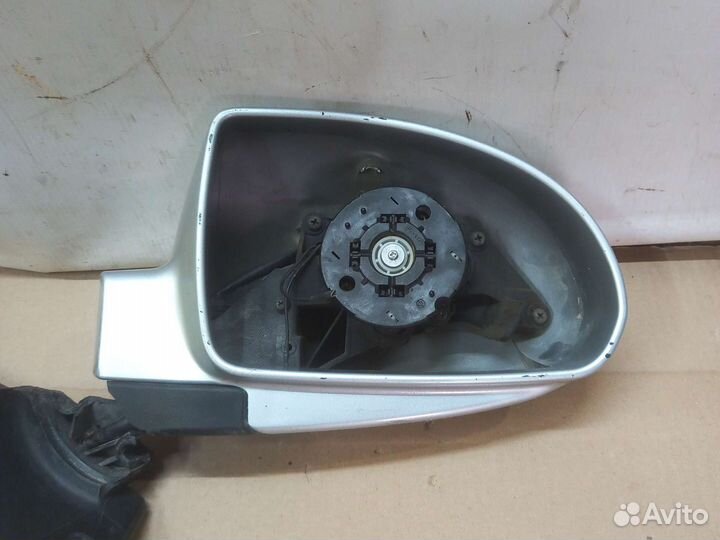 Корпус правого зеркала Hyundai Elantra 4 HD