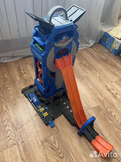 Hot wheels гараж