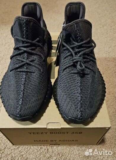 Adidas yeezy boost 350 V2 black reflective