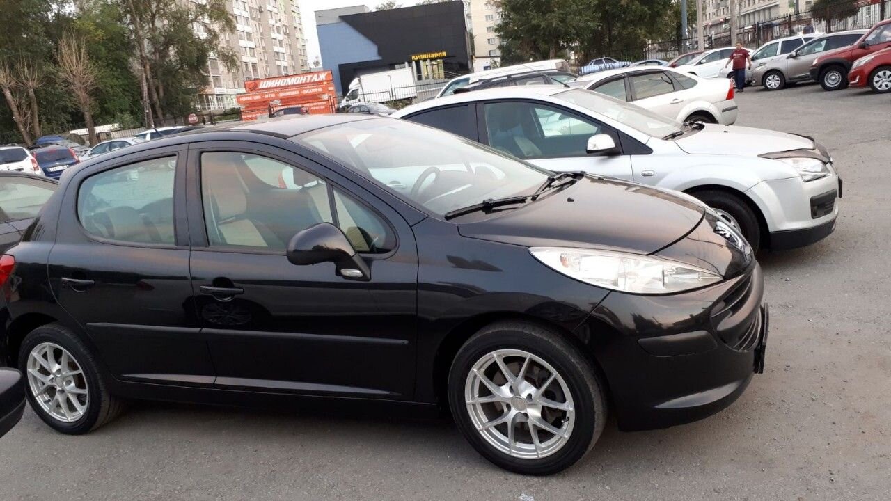 Peugeot 207: фото владельца