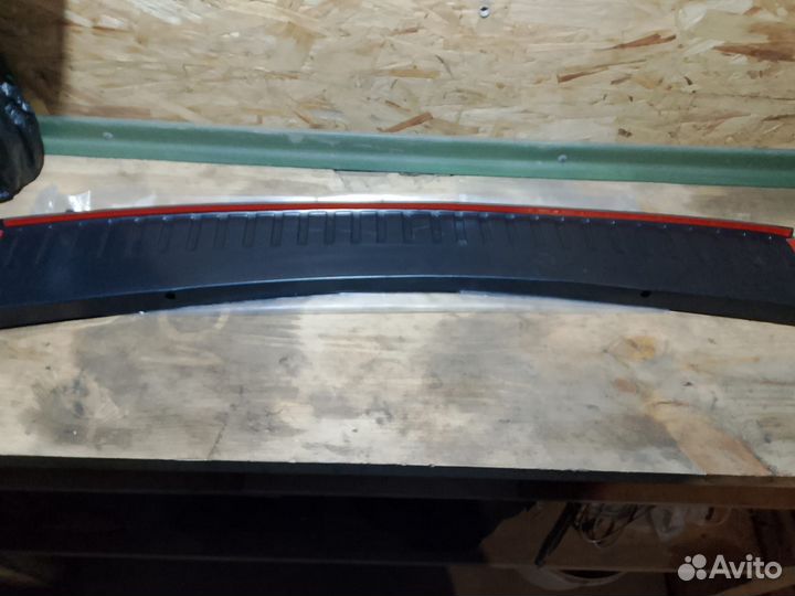 Накладка на задний бампер renault duster