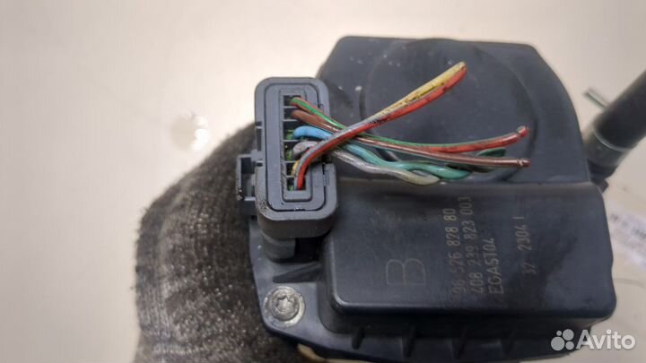 Заслонка дроссельная Peugeot 307