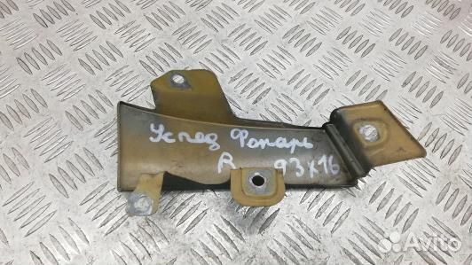 Ус под фонарь правый opel antara (93X16YM01)