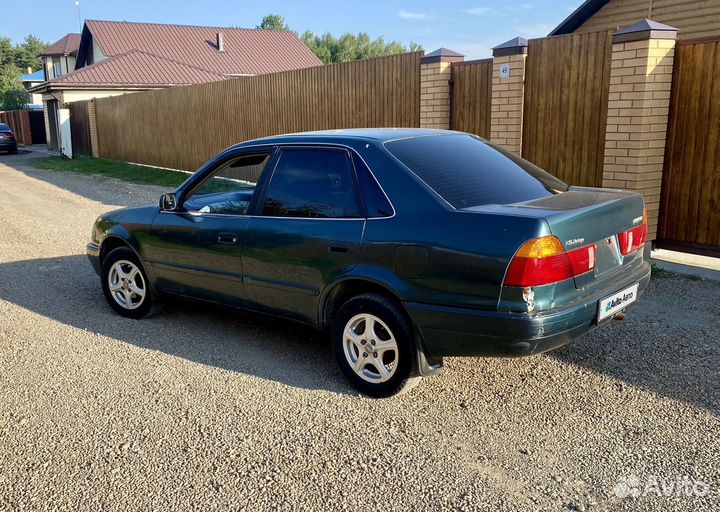 Toyota Sprinter 1.5 AT, 1997, 250 000 км