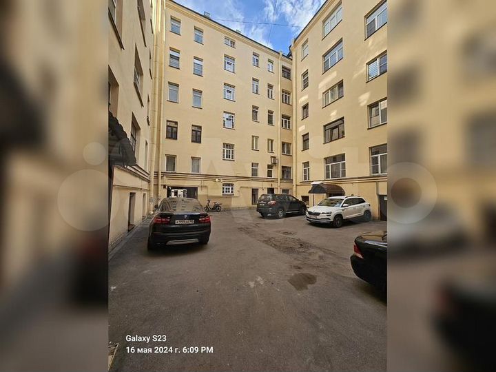 Аукцион: 2-к. квартира, 58,3 м², 2/6 эт.