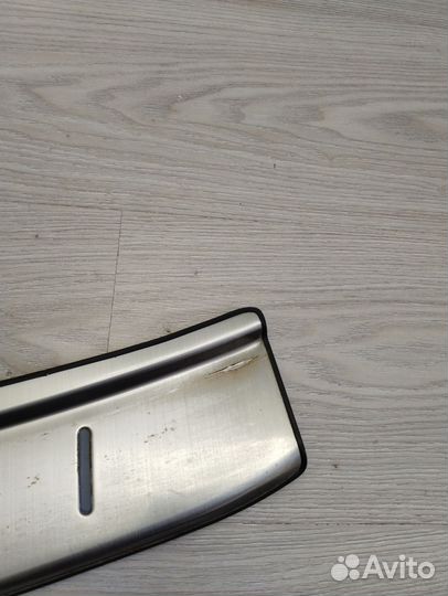 Накладка на задний бампер WV tiguan