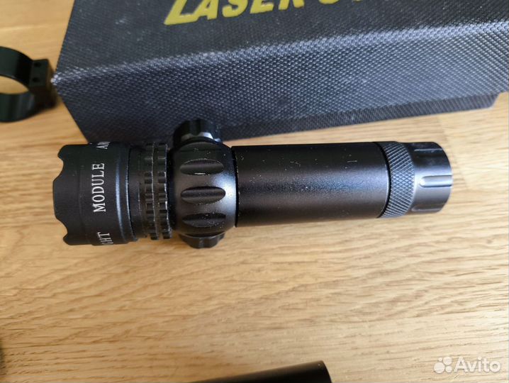 Зеленый лазерный прицел LaserScope. лцу